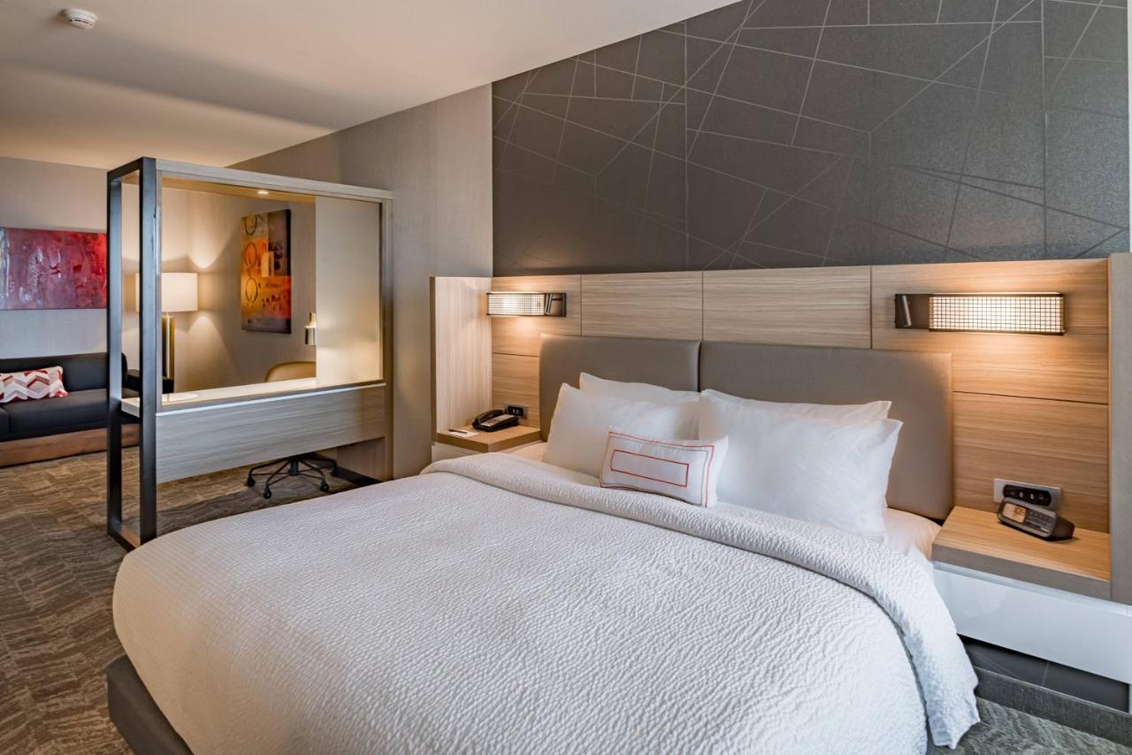 Springhill Suites Dallas Central Expressway מראה חיצוני תמונה
