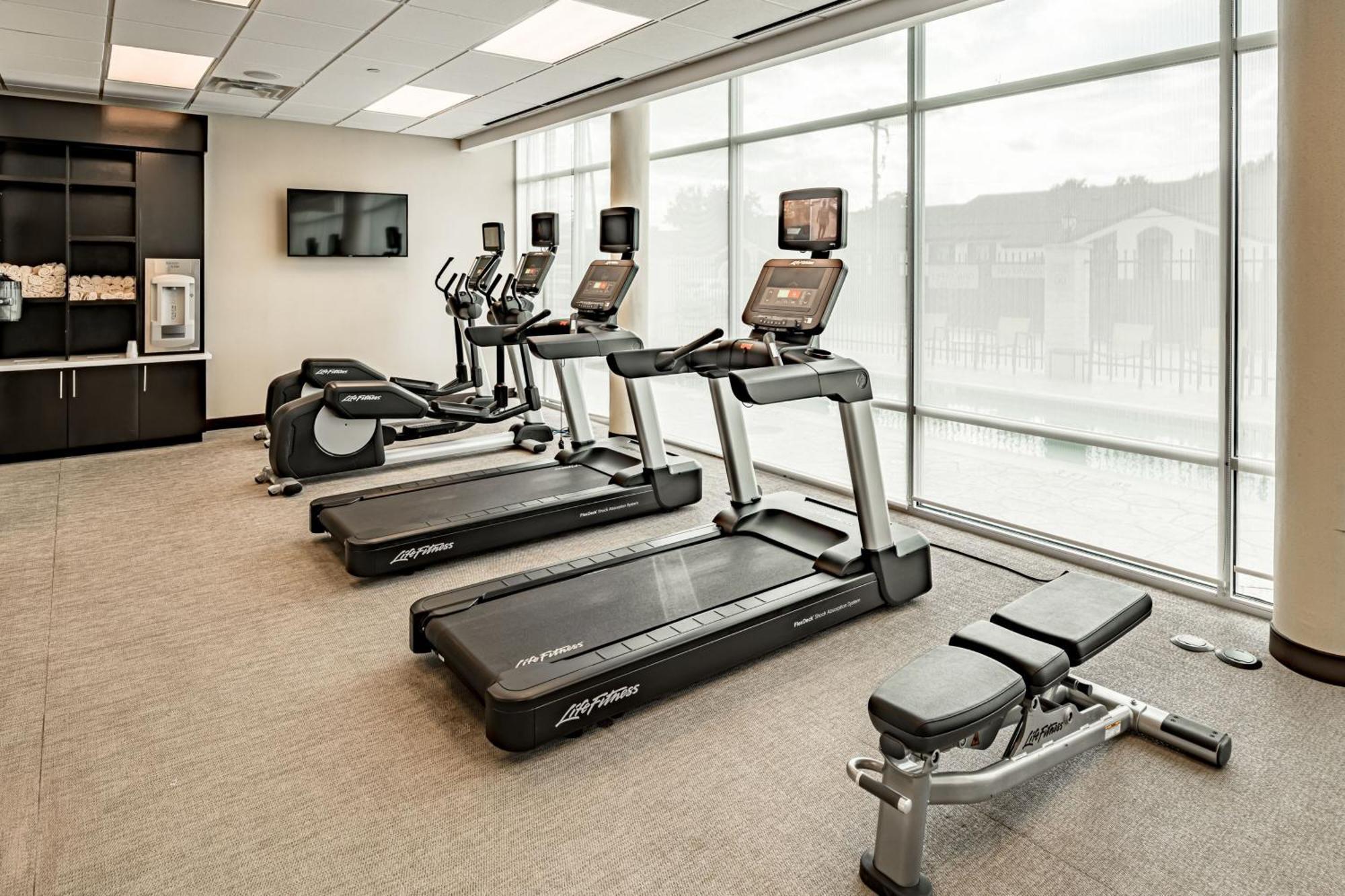 Springhill Suites Dallas Central Expressway מראה חיצוני תמונה