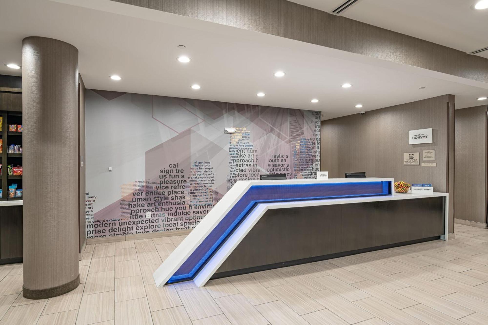 Springhill Suites Dallas Central Expressway מראה חיצוני תמונה