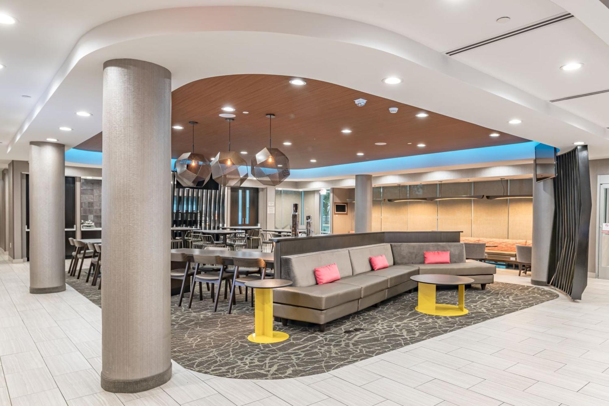 Springhill Suites Dallas Central Expressway מראה חיצוני תמונה