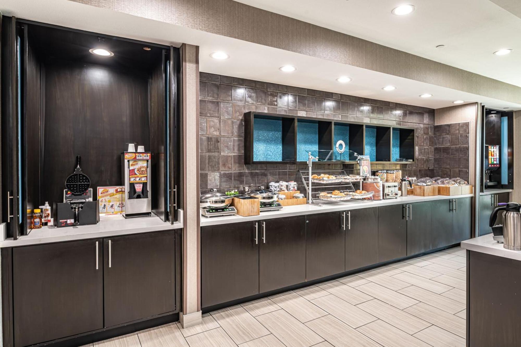 Springhill Suites Dallas Central Expressway מראה חיצוני תמונה