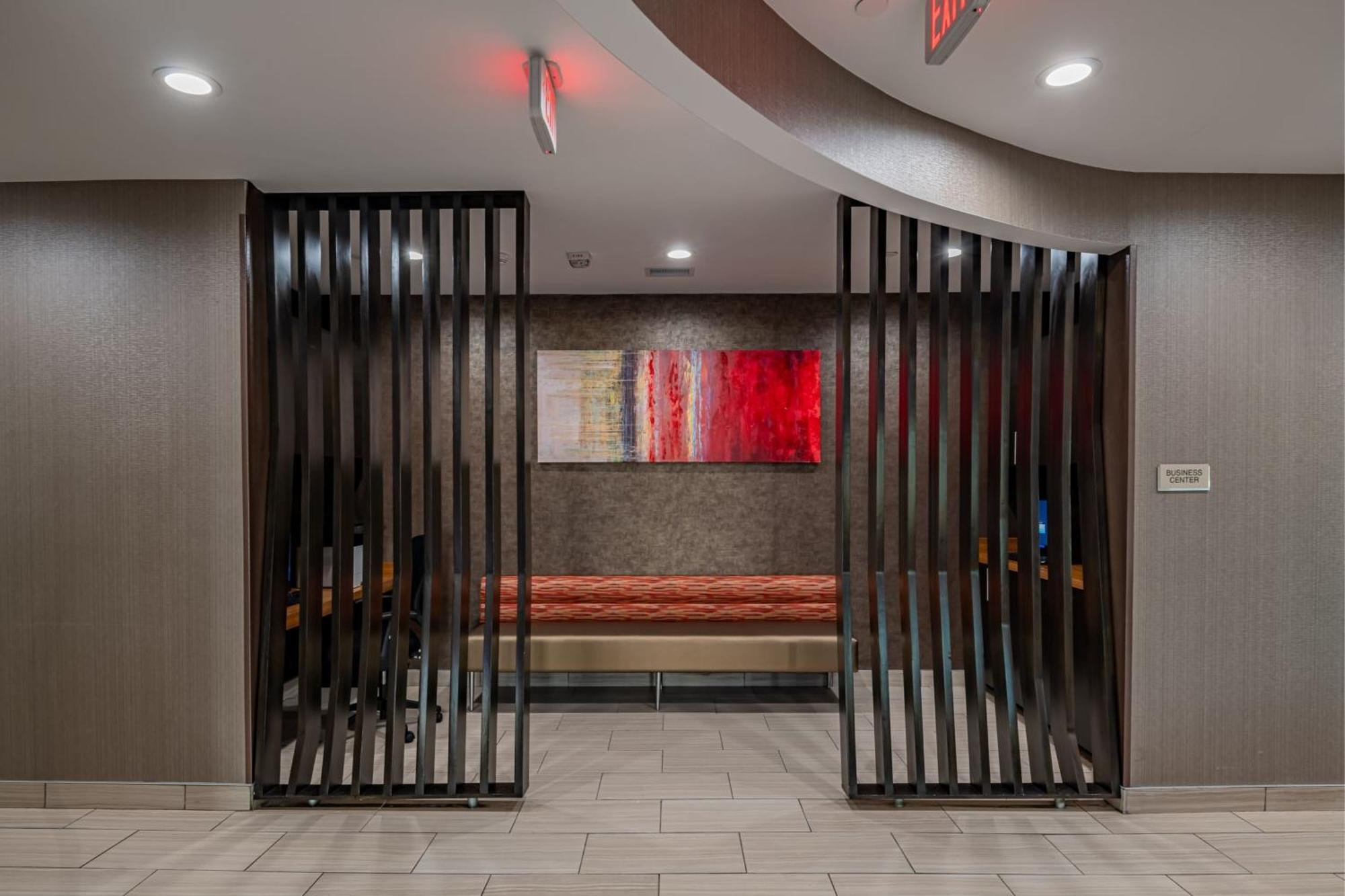 Springhill Suites Dallas Central Expressway מראה חיצוני תמונה