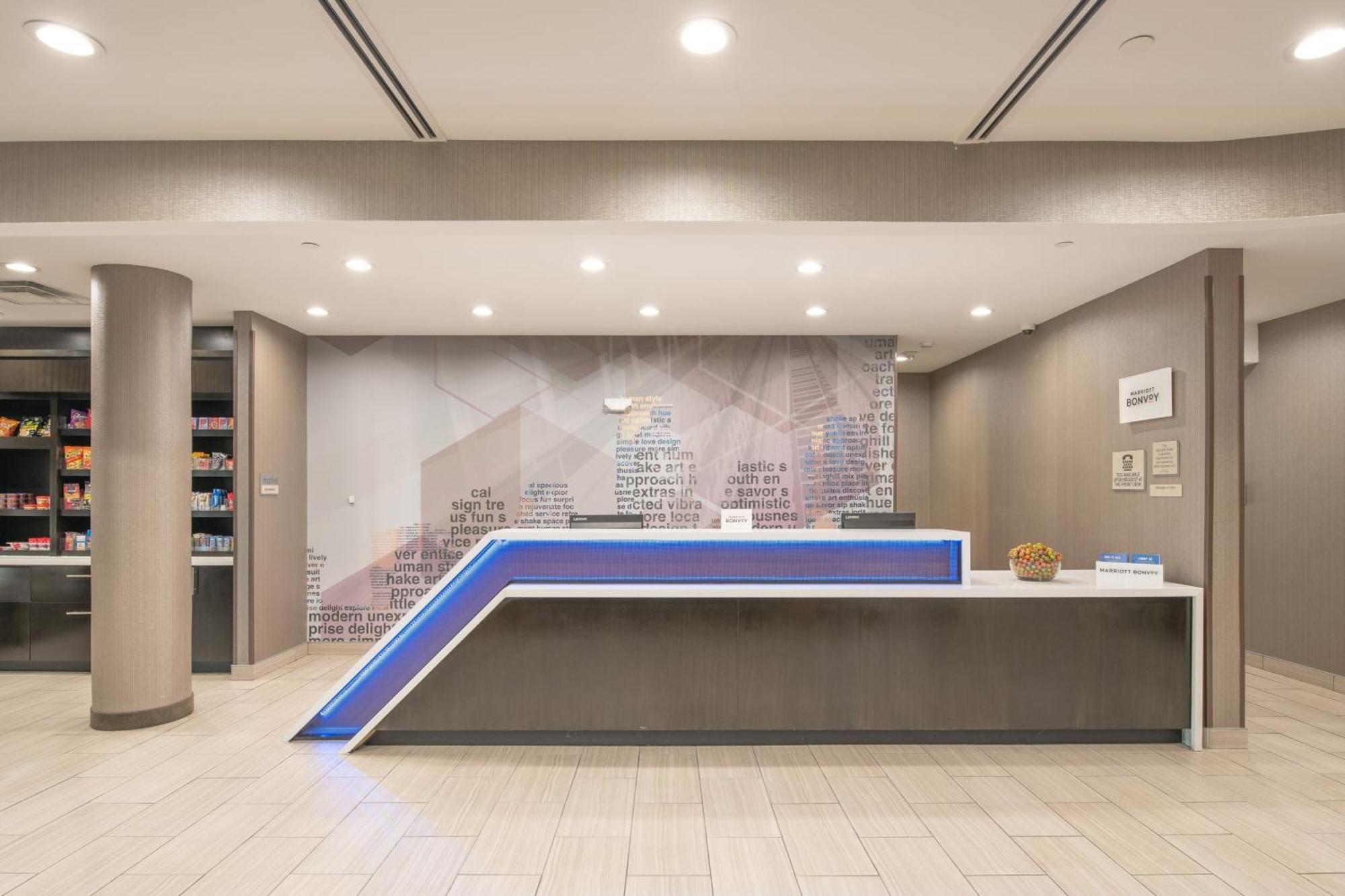 Springhill Suites Dallas Central Expressway מראה חיצוני תמונה