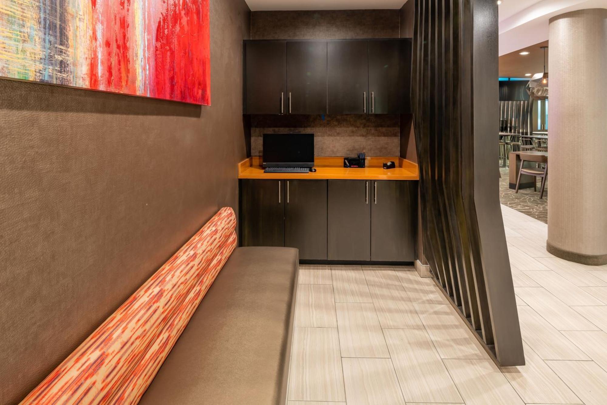 Springhill Suites Dallas Central Expressway מראה חיצוני תמונה