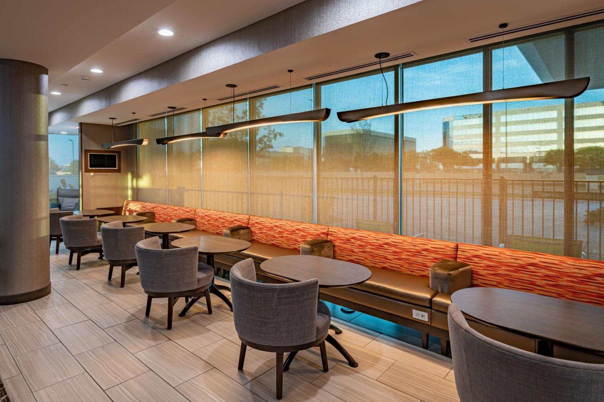 Springhill Suites Dallas Central Expressway מראה חיצוני תמונה