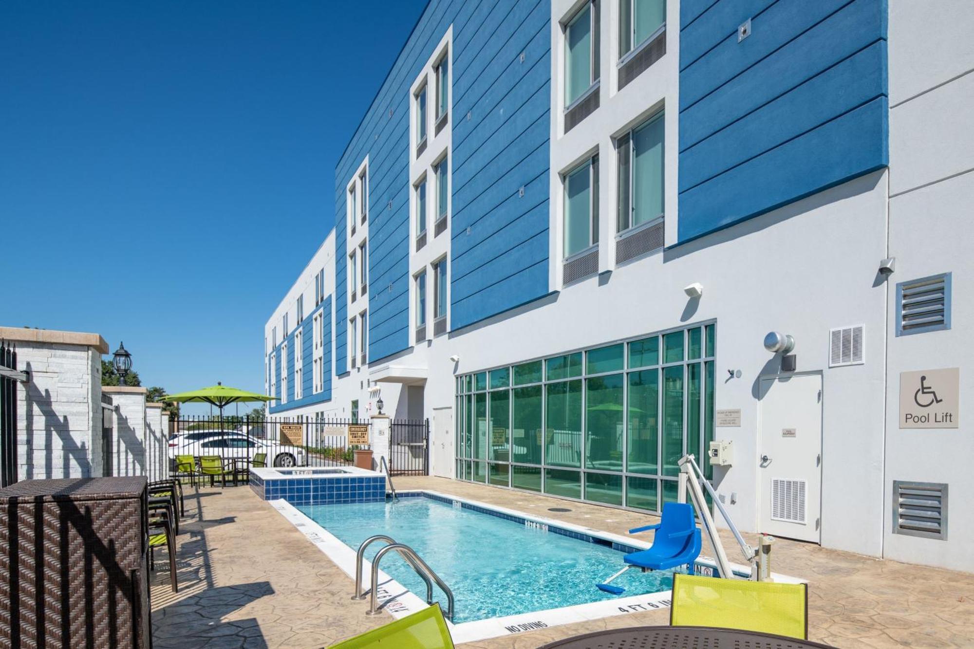 Springhill Suites Dallas Central Expressway מראה חיצוני תמונה