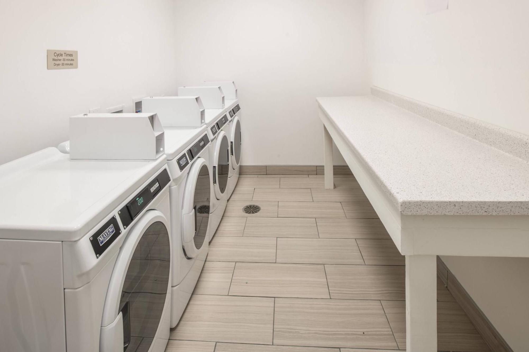 Springhill Suites Dallas Central Expressway מראה חיצוני תמונה