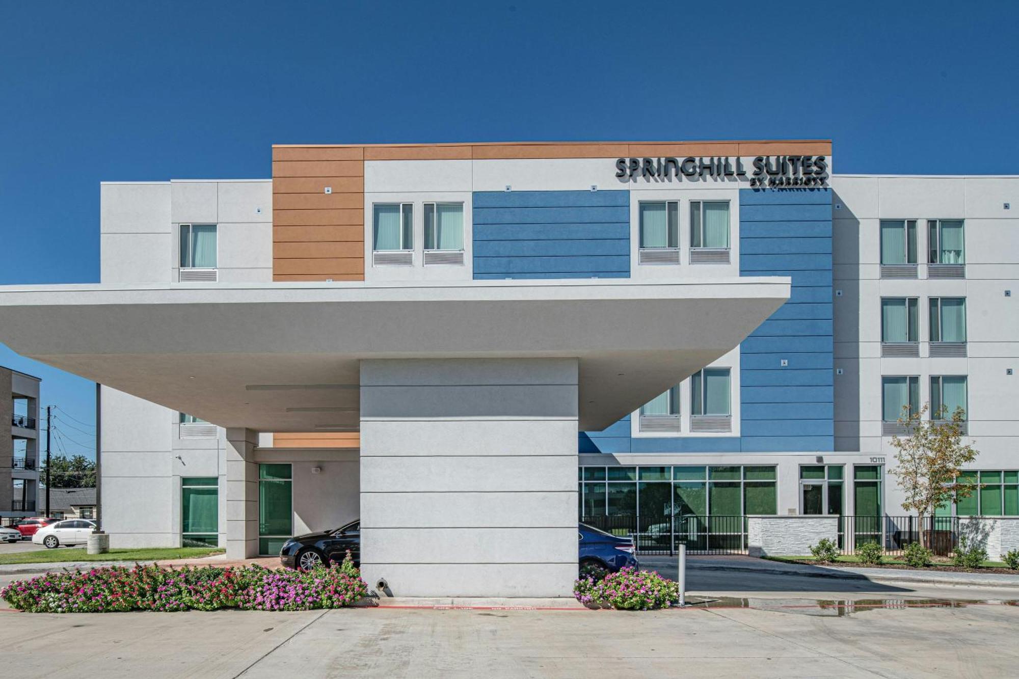 Springhill Suites Dallas Central Expressway מראה חיצוני תמונה